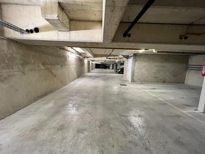 Parking / Garage - 13 m²