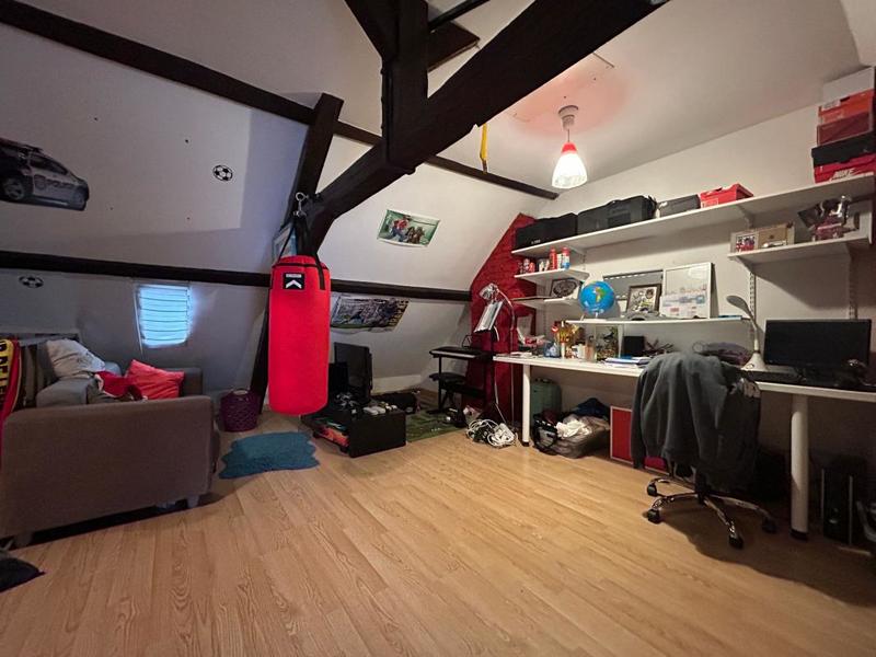 Maison - 103 m² - 4 pièces