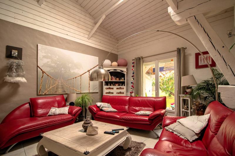 Maison - 274 m² - 8 pièces