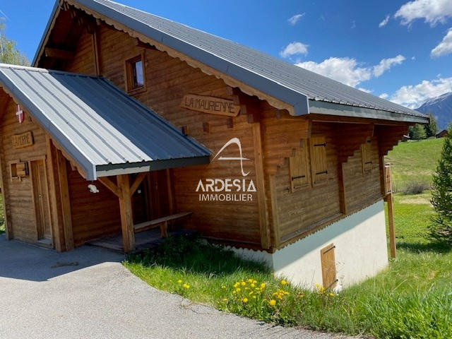 Châlet - 178 m² - 12 pièces