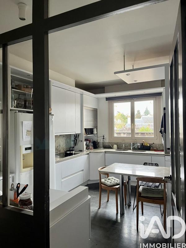 Maison de ville - 240 m² - 8 pièces