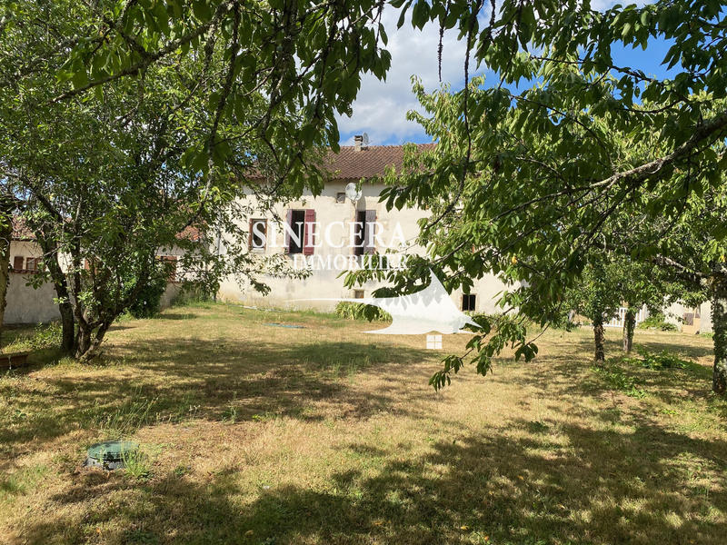 Maison de village - 140 m² - 6 pièces