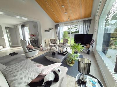 Maison - 170 m² - 5 pièces