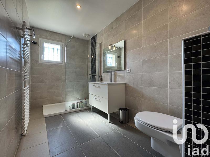 Maison - 106 m² - 6 pièces