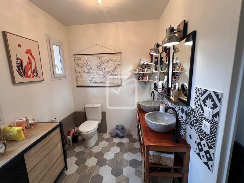 Maison - 146 m² - 7 pièces