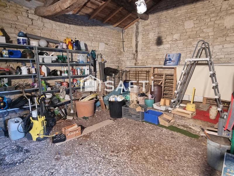 Maison - 250 m² - 8 pièces