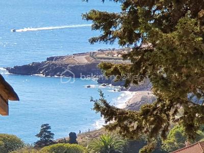 Propriété - 222 m² - 6 pièces