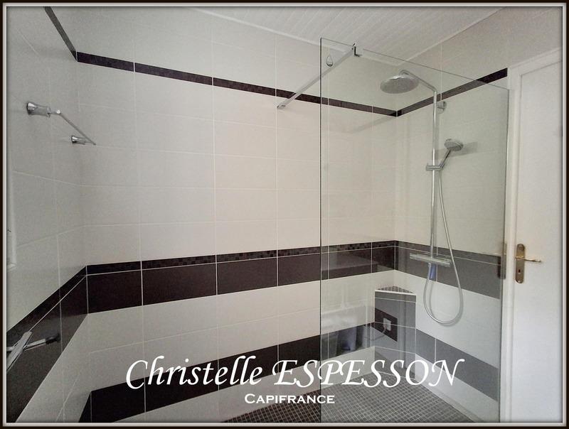 Maison - 180 m² - 7 pièces