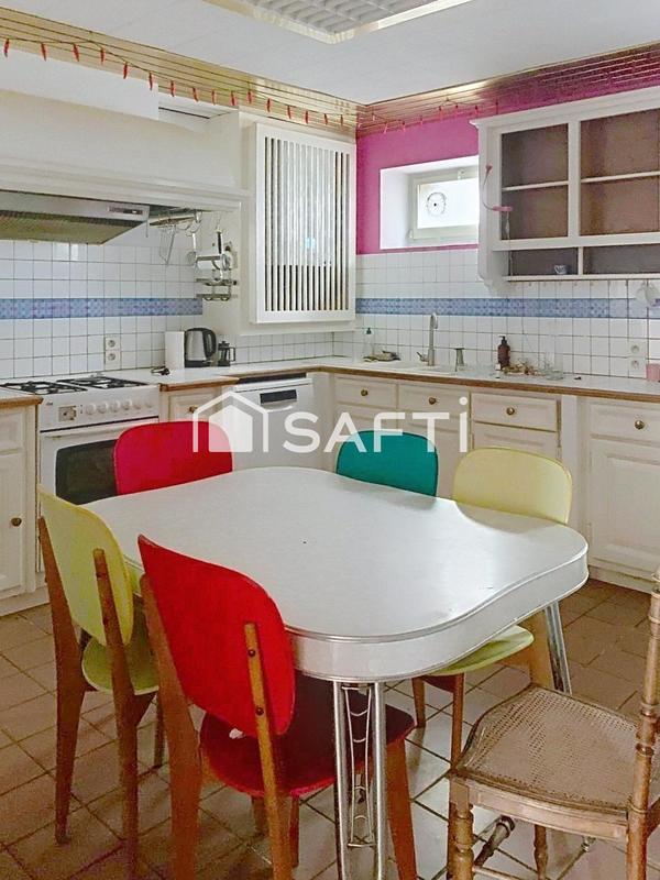 Maison - 182 m² - 7 pièces