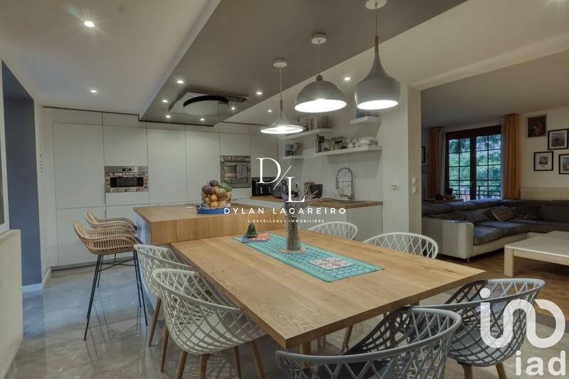 Maison - 144 m² - 6 pièces