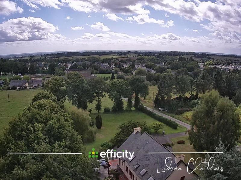 Maison - 210 m² - 9 pièces