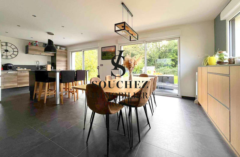 Maison - 120 m² - 6 pièces