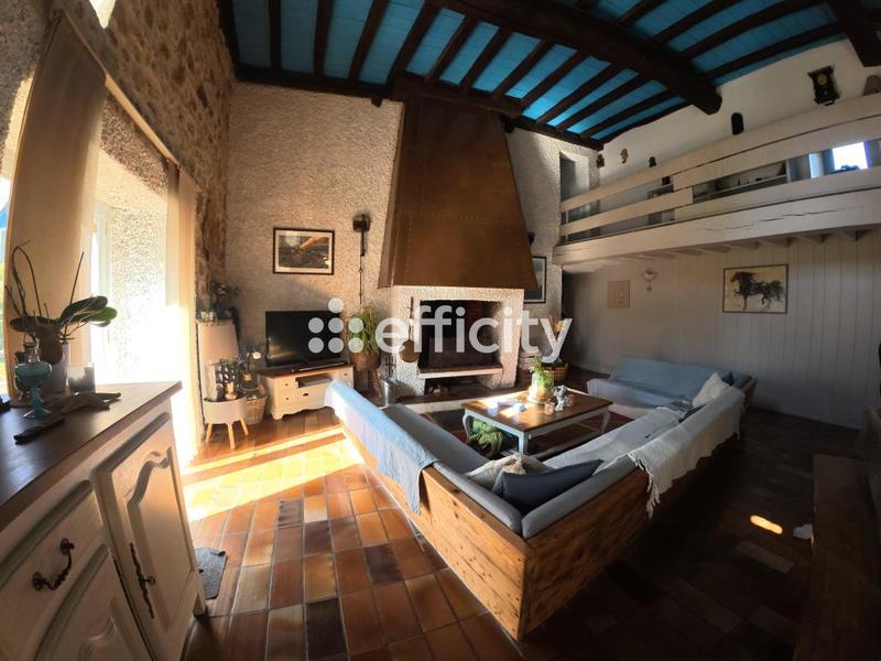 Maison - 554 m² - 18 pièces