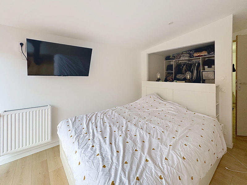 Maison - 95 m² - 5 pièces