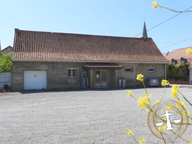 Maison - 427 m² - 10 pièces