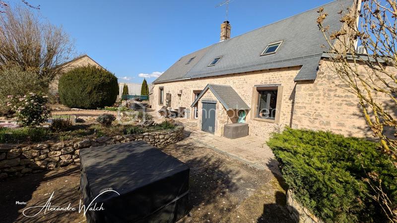 Maison en pierre - 154 m² - 5 pièces