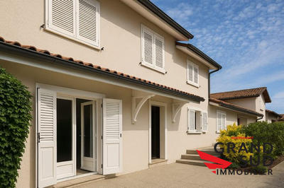 Maison - 160 m² - 6 pièces