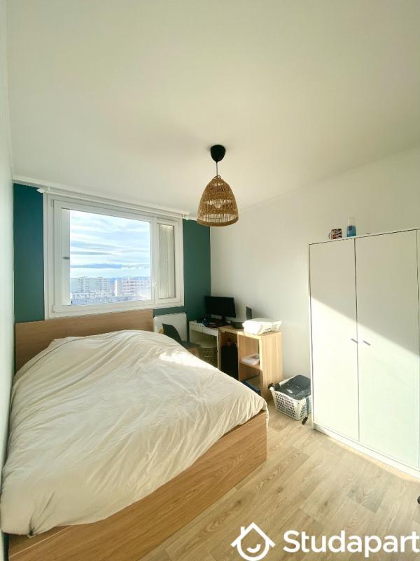 Chambre - 10 m² - 1 pièce