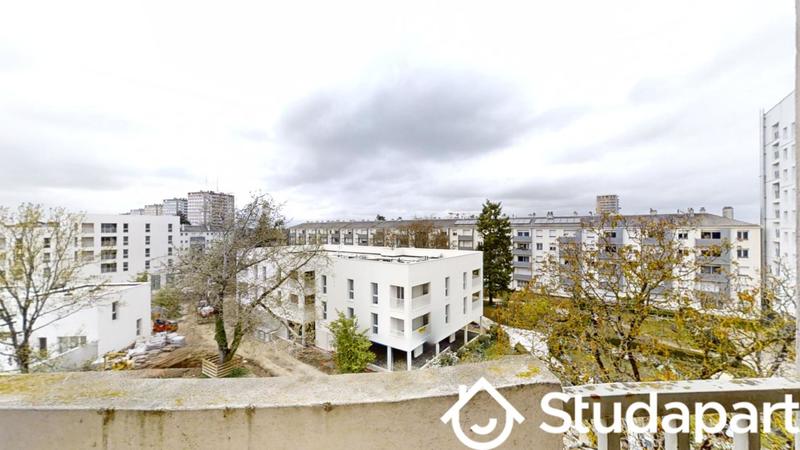 Chambre - 11 m² - 1 pièce