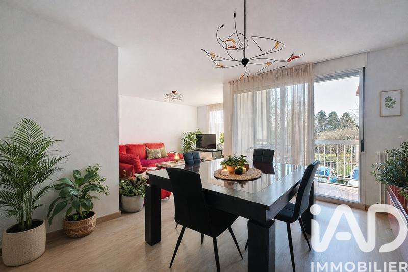 Appartement - 79 m² - 3 pièces