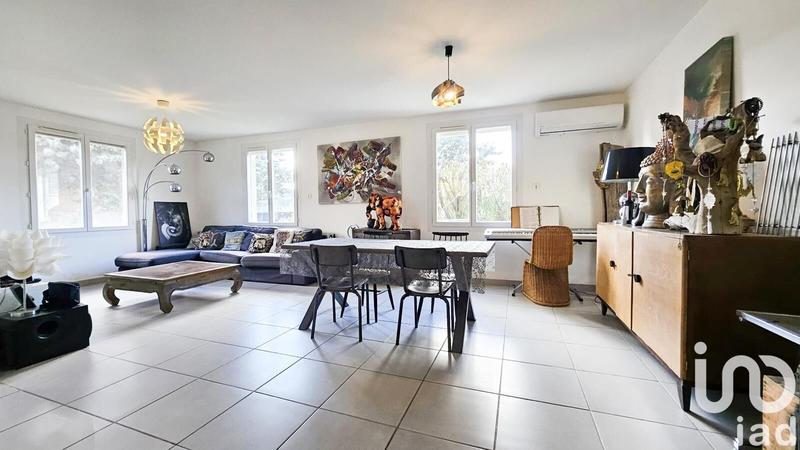 Maison - 94 m² - 4 pièces