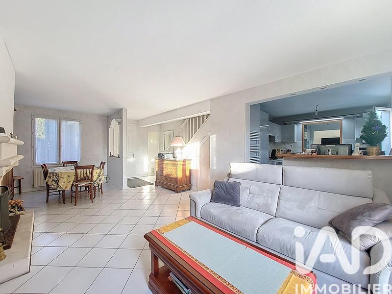 Maison - 98 m² - 5 pièces