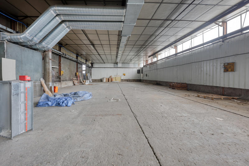 Local d'activités - 2 000 m²