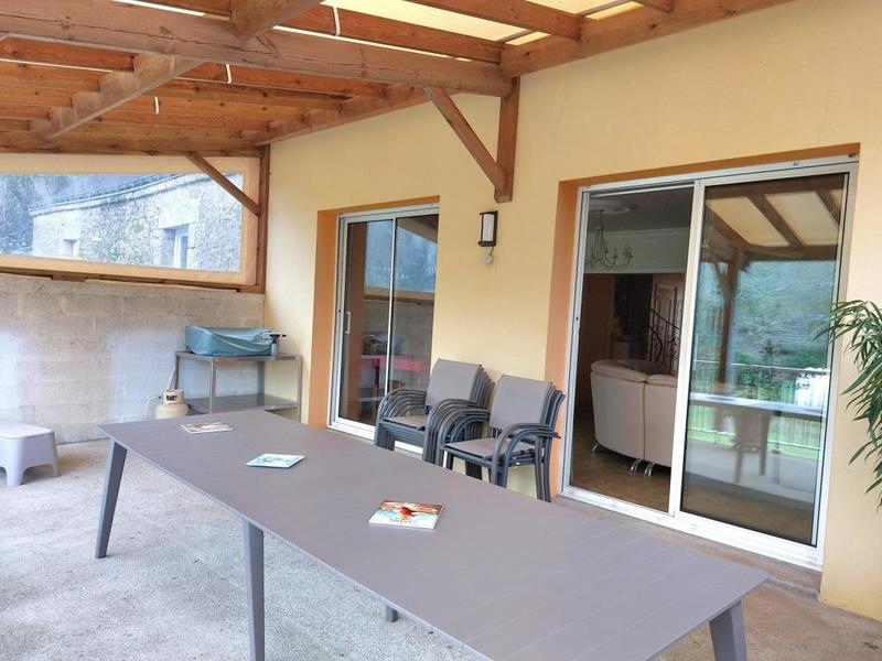 Maison traditionnelle - 167 m² - 7 pièces