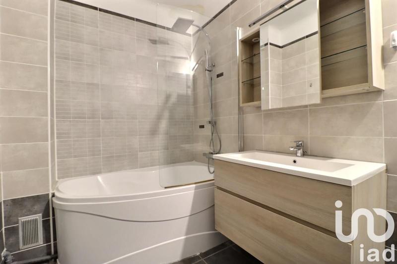 Appartement - 85 m² - 4 pièces