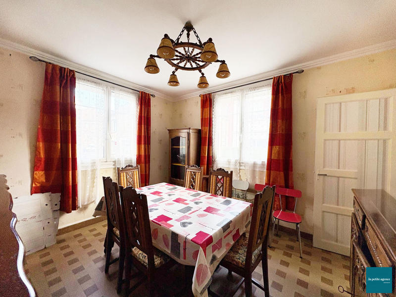 Maison - 100 m² - 5 pièces