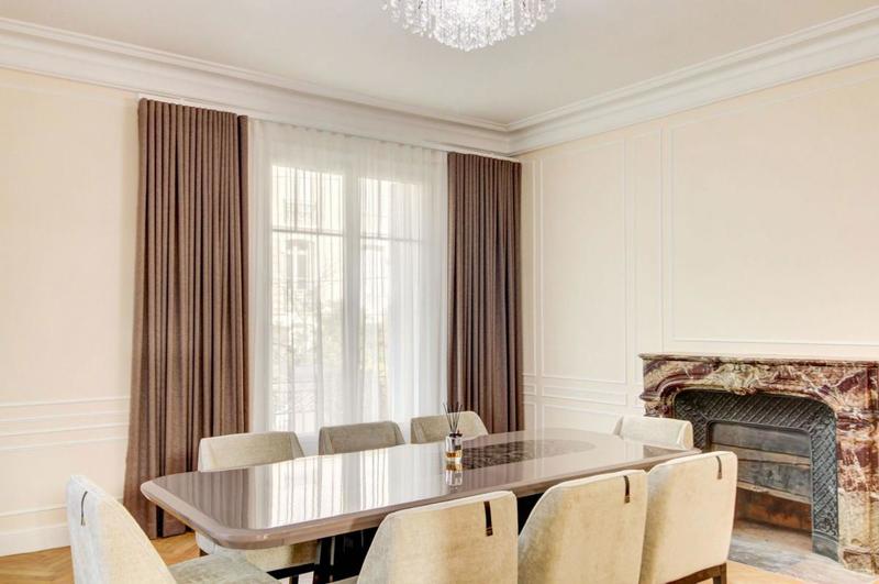 Maison bourgeoise - 315 m² - 10 pièces