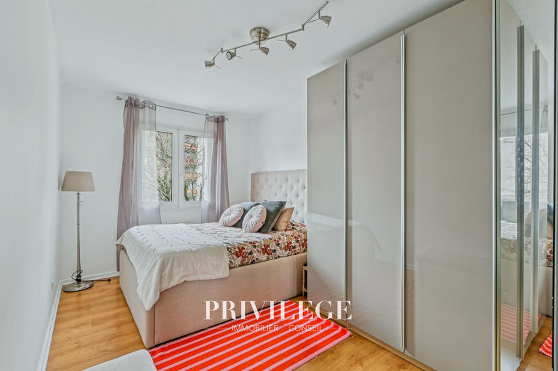 Appartement - 109 m² - 5 pièces