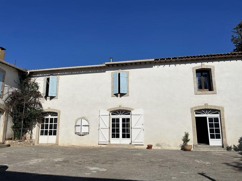 Bastide - 379 m² - 9 pièces