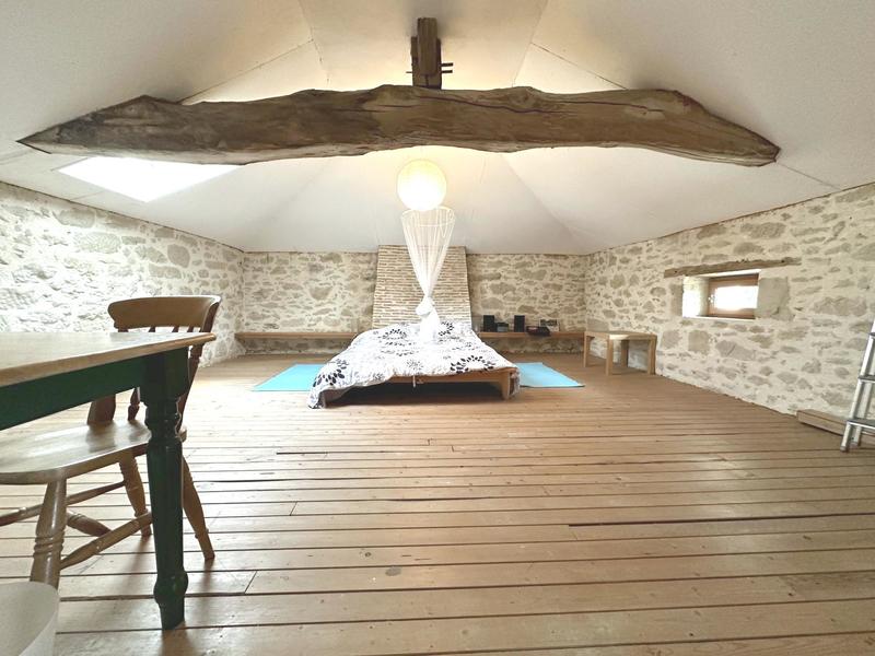 Maison traditionnelle - 200 m² - 6 pièces