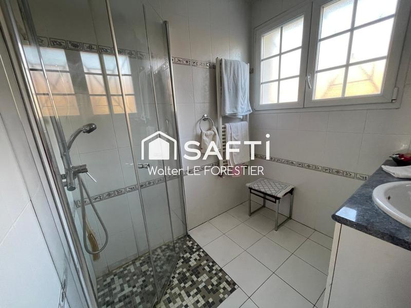 Villa - 123 m² - 7 pièces