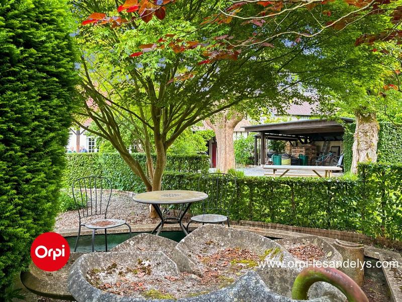 Maison - 180 m² - 8 pièces