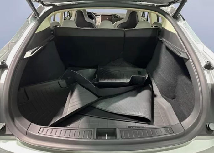 Tesla Model s Performance tva récupérable