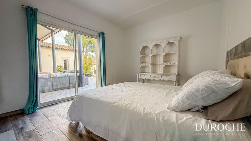 Villa - 210 m² - 5 pièces