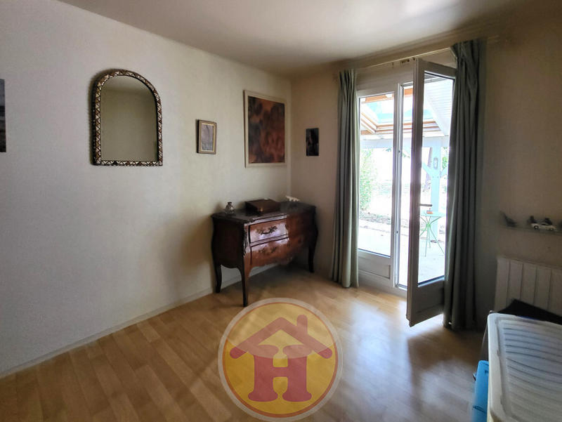 Maison - 92 m² - 5 pièces