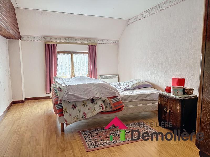 Maison - 202 m² - 6 pièces