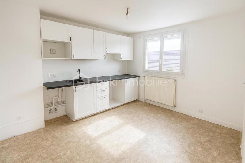 Maison - 473 m² - 7 pièces