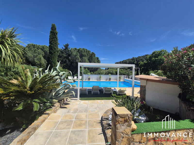 Villa - 202 m² - 5 pièces