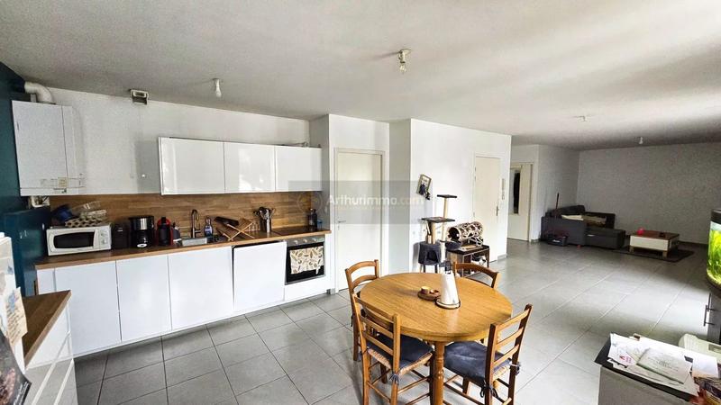 Immeuble - 252 m² - 12 pièces