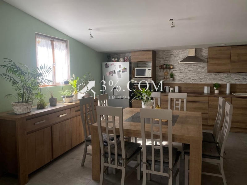 Maison - 166 m² - 7 pièces