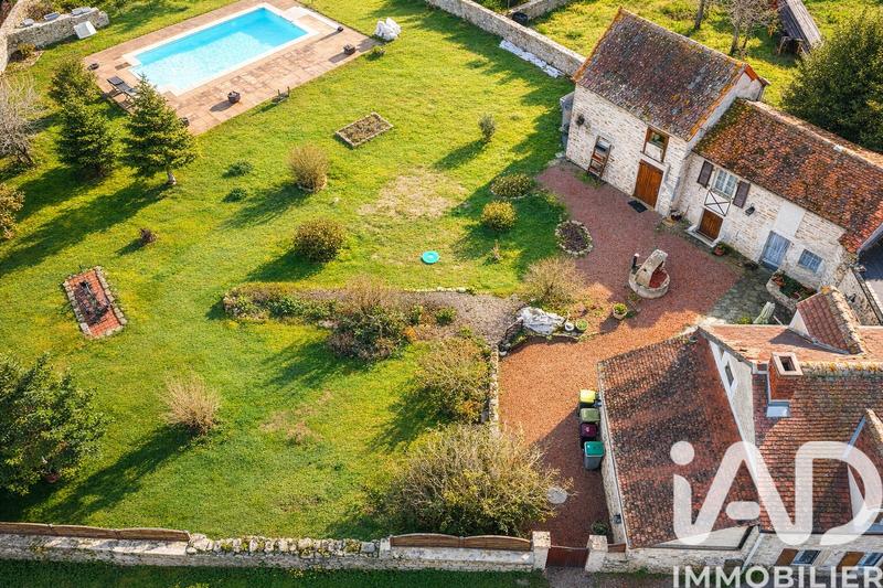 Maison - 90 m² - 3 pièces