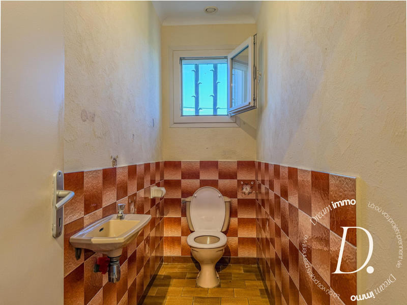 Maison - 145 m² - 7 pièces