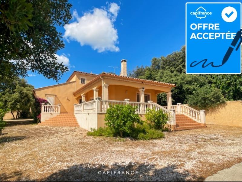 Maison - 218 m² - 5 pièces