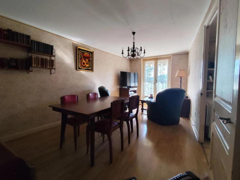 Maison - 121 m² - 5 pièces