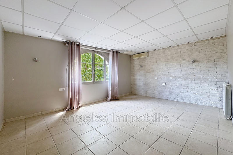 Maison chambre d'hôtes - 449 m²