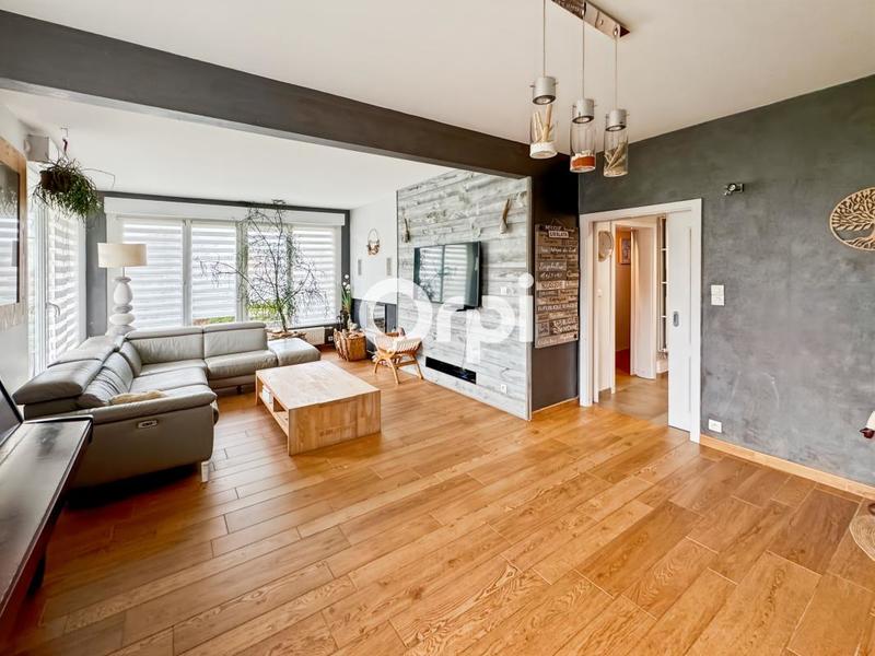 Maison - 174 m² - 5 pièces